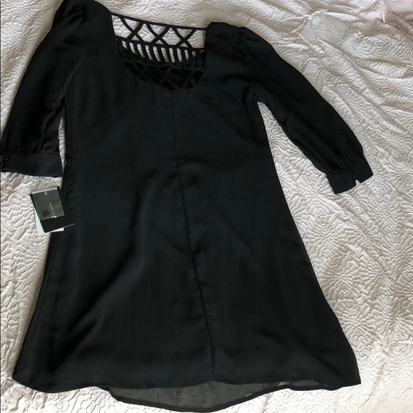 Dress - Picture 2 of 2